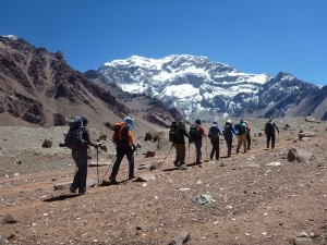 way-to-plaza-francia-during-acclimatisation-walk