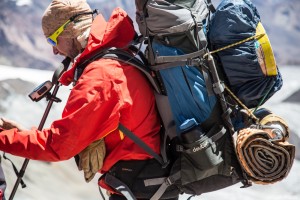 carrying-40kg-at-5700m-aconcagua