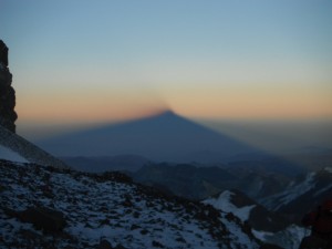 sombradoaconcaguaprojetadanohorizonte1