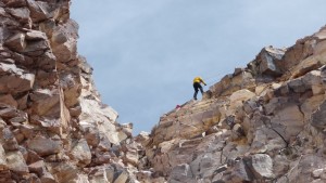 rappel-from-the-summit