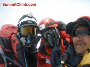 on-the-summit-of-cho-oyu